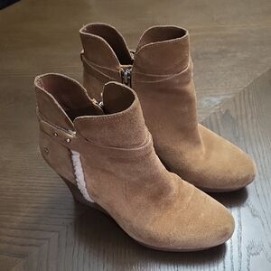 UGG Chestnut Suede Wedge Ankle Booties with Shearling Trim Women's Size 7.5